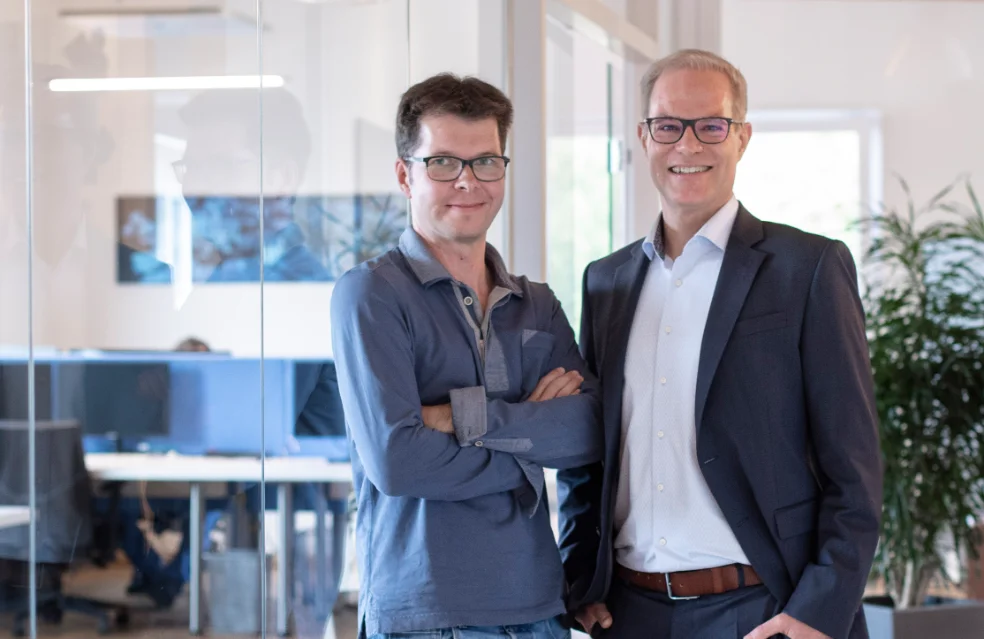 Bürofoto hierher ziehen